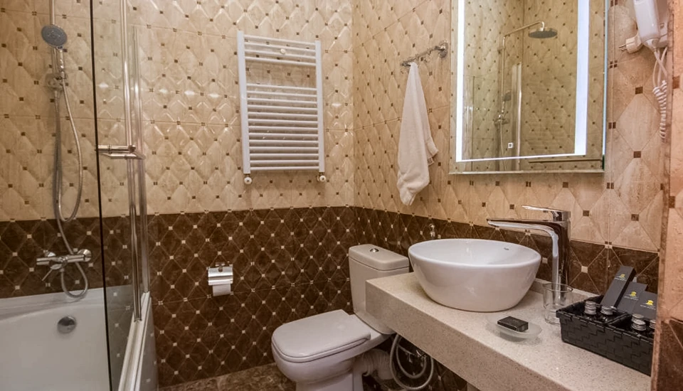 هتل ریور ساید تفلیس